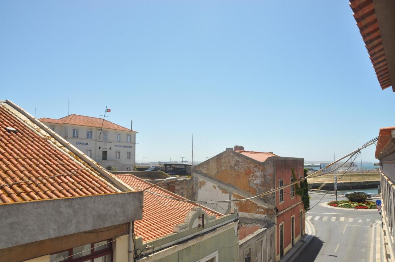 Tic Tac Apartment Peniche Esterno foto