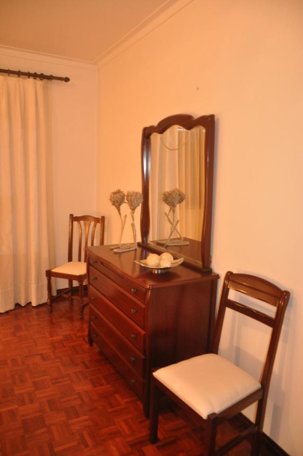 Tic Tac Apartment Peniche Esterno foto